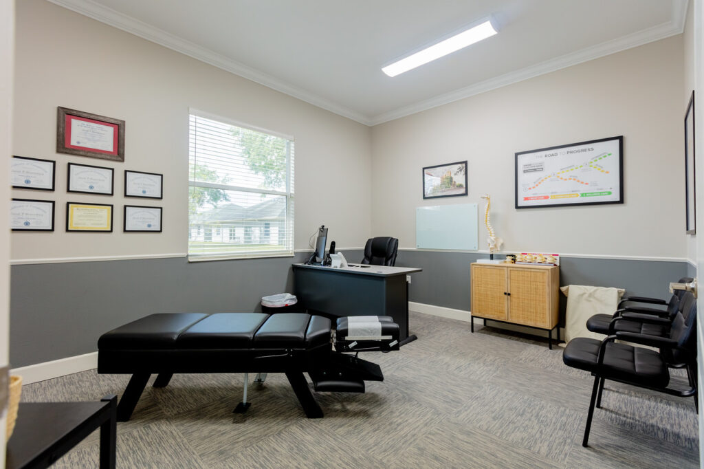 chiropractic care clinic