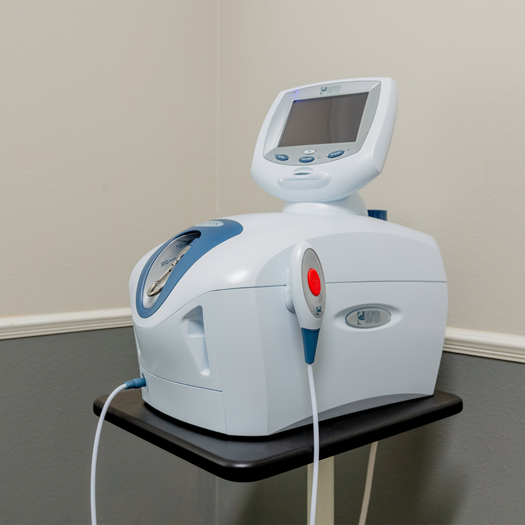 device for treating sprain and strain on patient